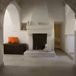 Trullo Vecchia Aia 阿尔贝罗贝洛